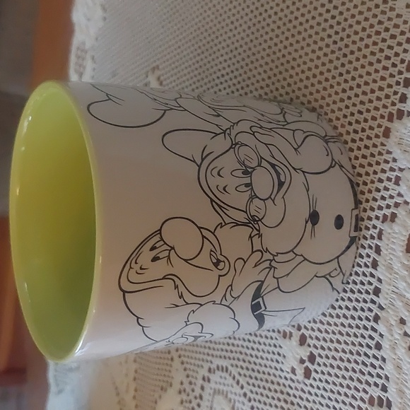 Disney Store Snow White And The Seven Dwarfs Ceramic Mug 16oz - Picture 3 of 16